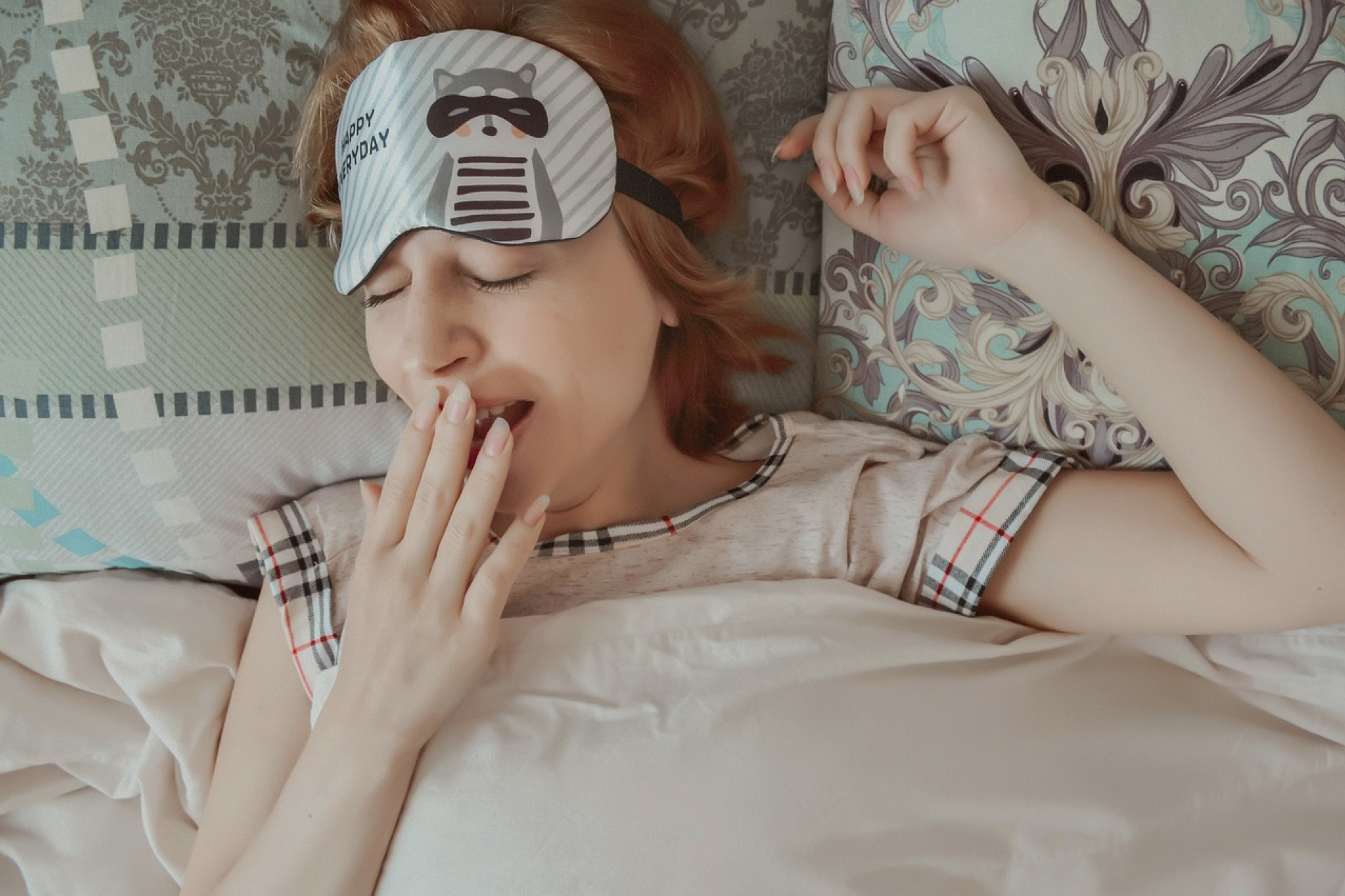 Fáradtság és kimerültség az őszi hónapokban: Mi állhat a háttérben, és hogyan küzdjünk ellene?
