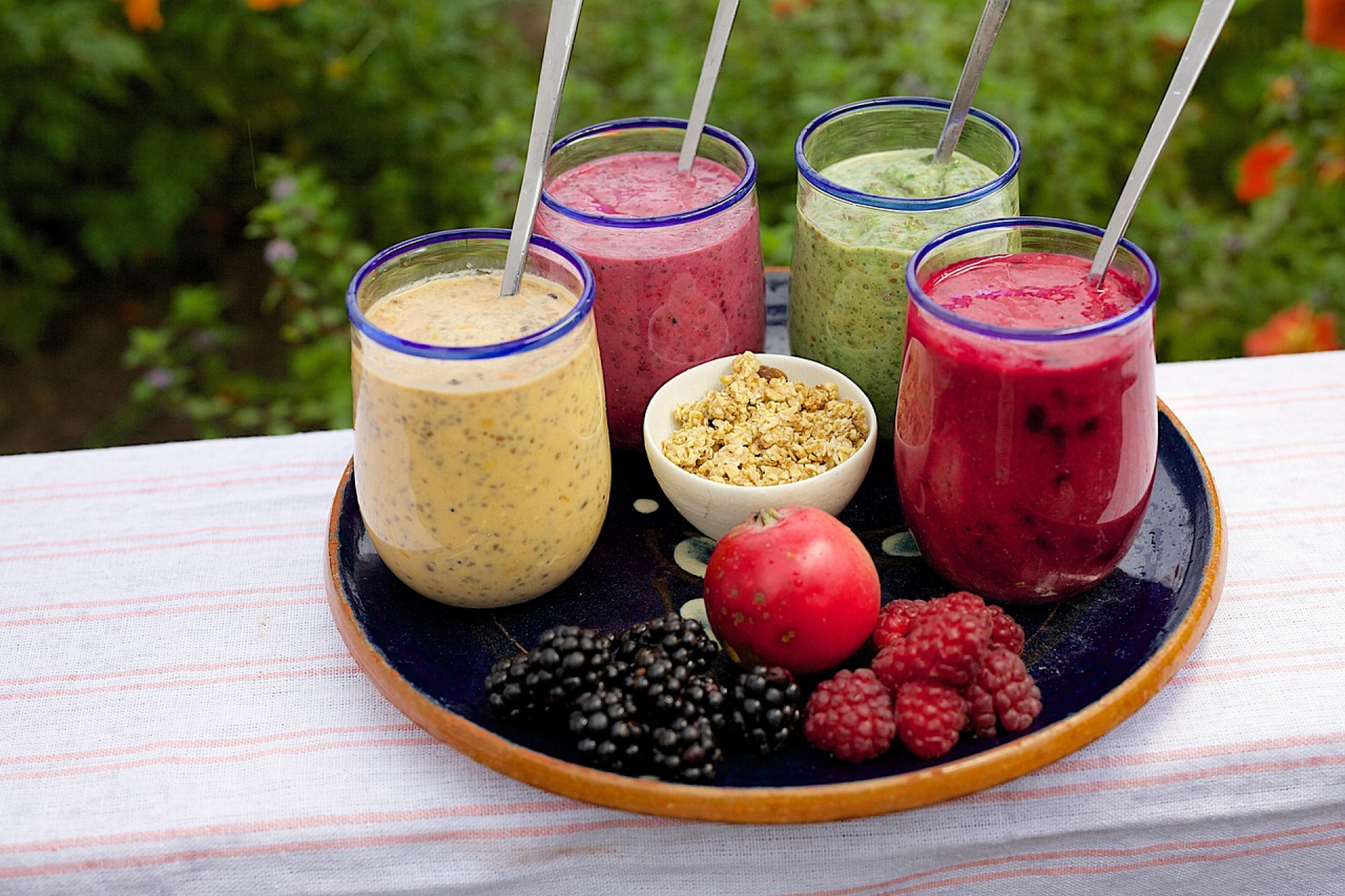 Nyári smoothie-k és immunerősítés – vitaminbombák a hőségben